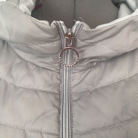 BCBGeneration Ultra Light Weight Striped Jacket - Picture 3 of 7